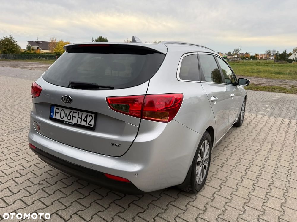 Kia Ceed 2018 photo 4