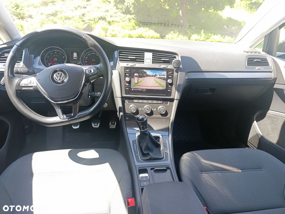 Volkswagen Golf 1.5 TSI BMT Comfortline - 15