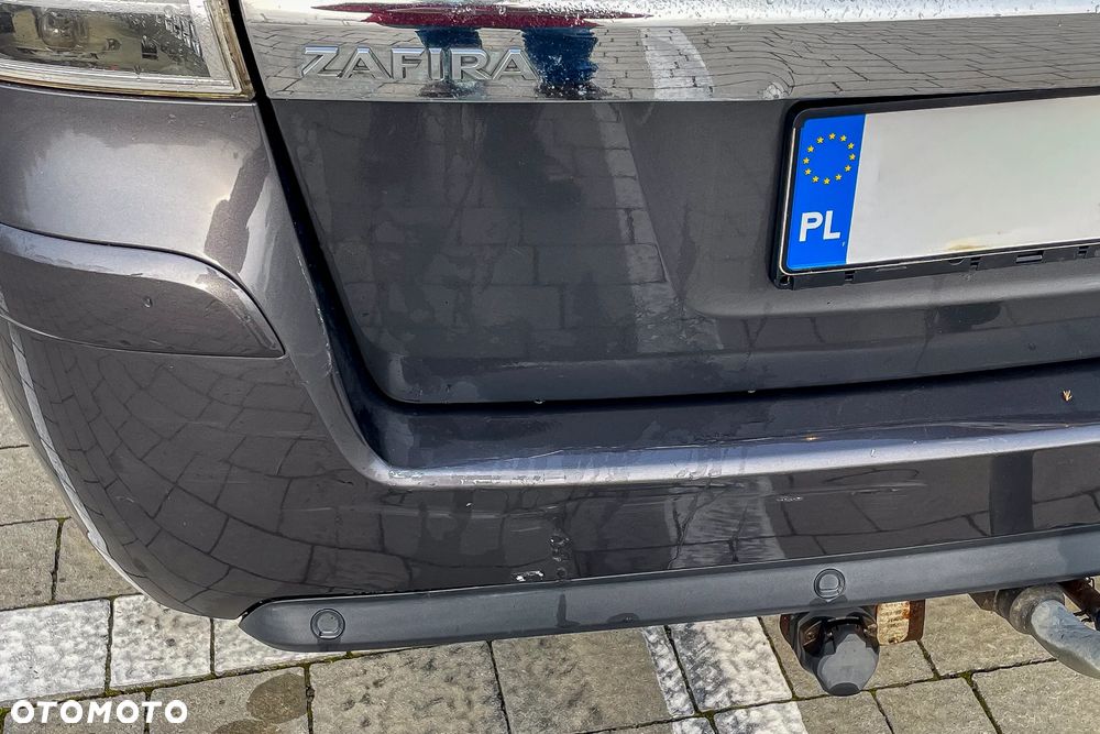 Opel Zafira - 10
