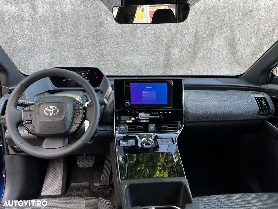 Toyota BZ4X 150 KW FWD (4x2) Dynamic - 13