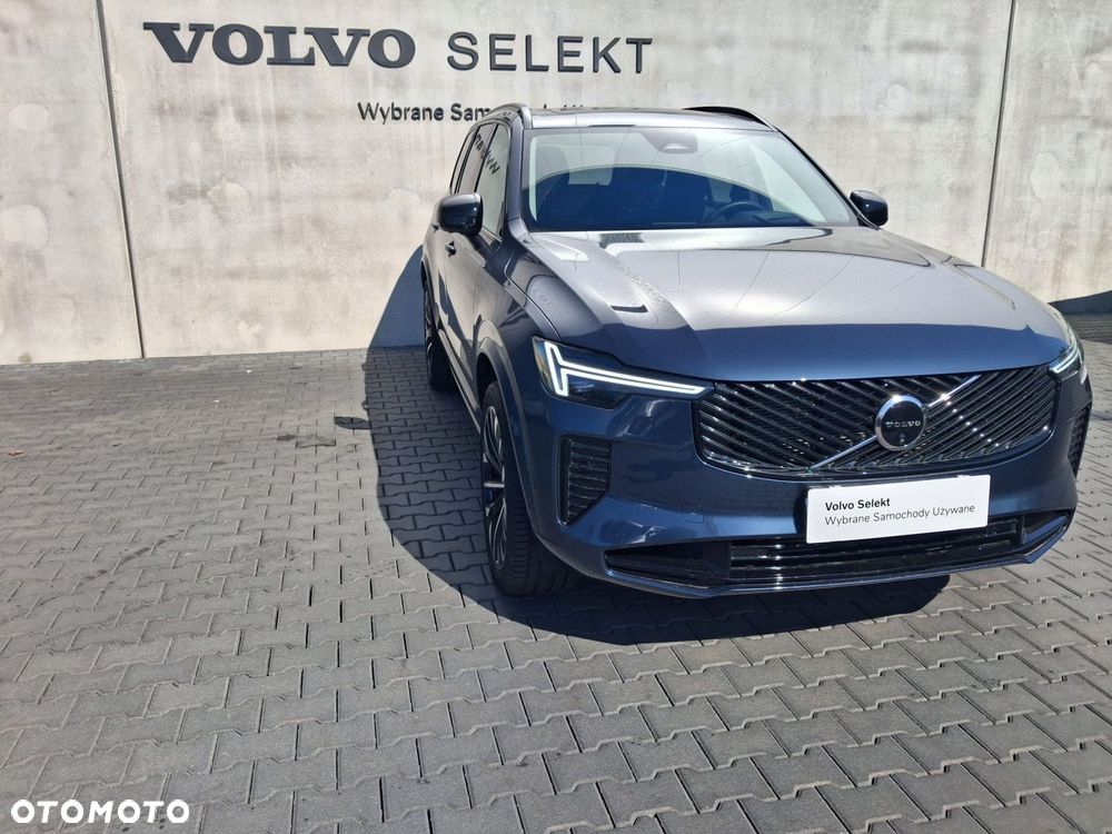 Volvo XC 90 - 3