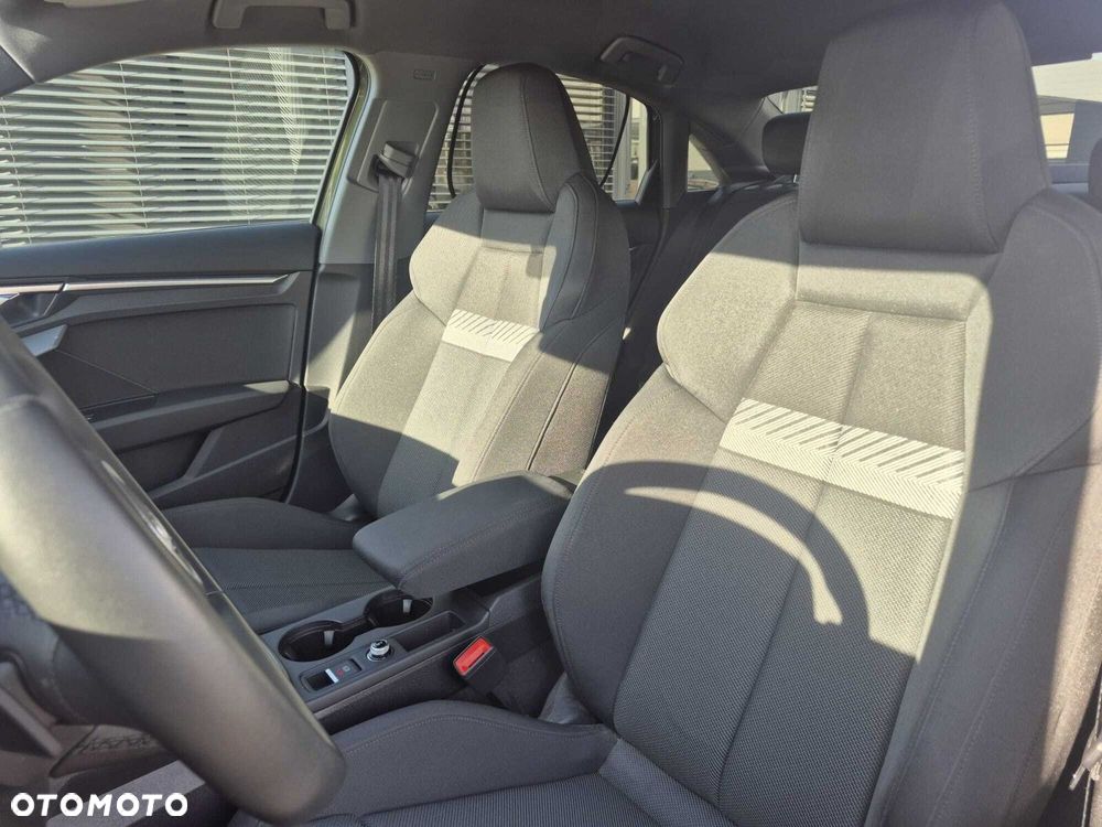 Audi A3 Limousine 35 TFSI mHEV Advanced S tronic - 13