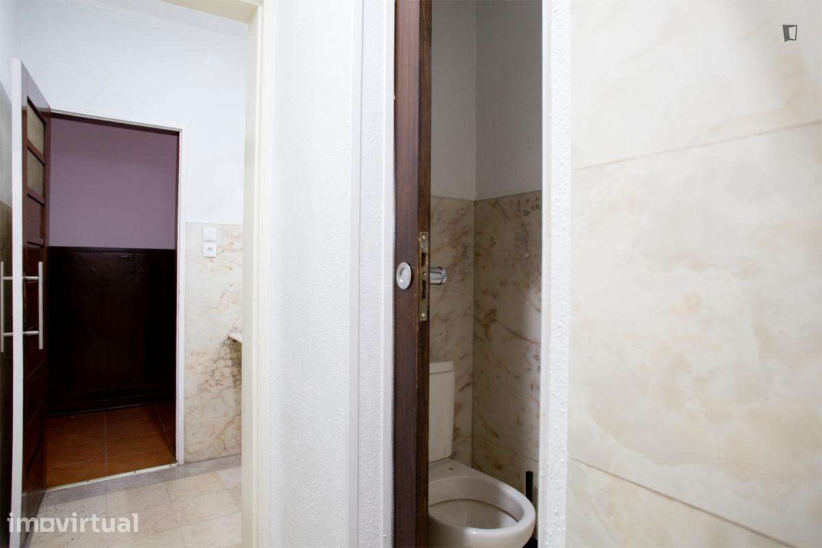 Quarto - localizado em Avenida da Liberdade Lisbon - Grande imagem: 5/10
