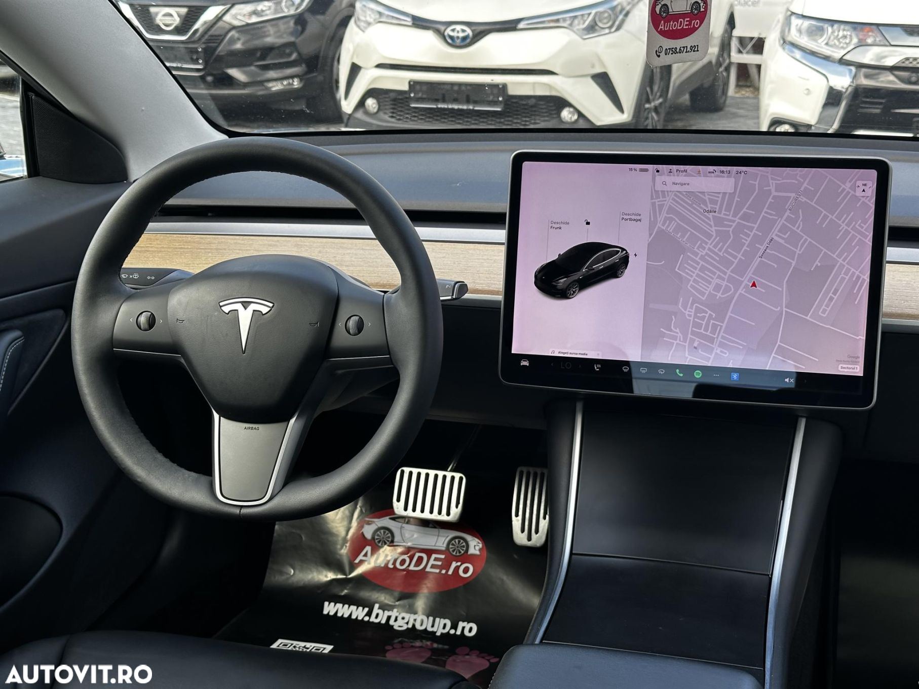 Tesla Model 3 - 9