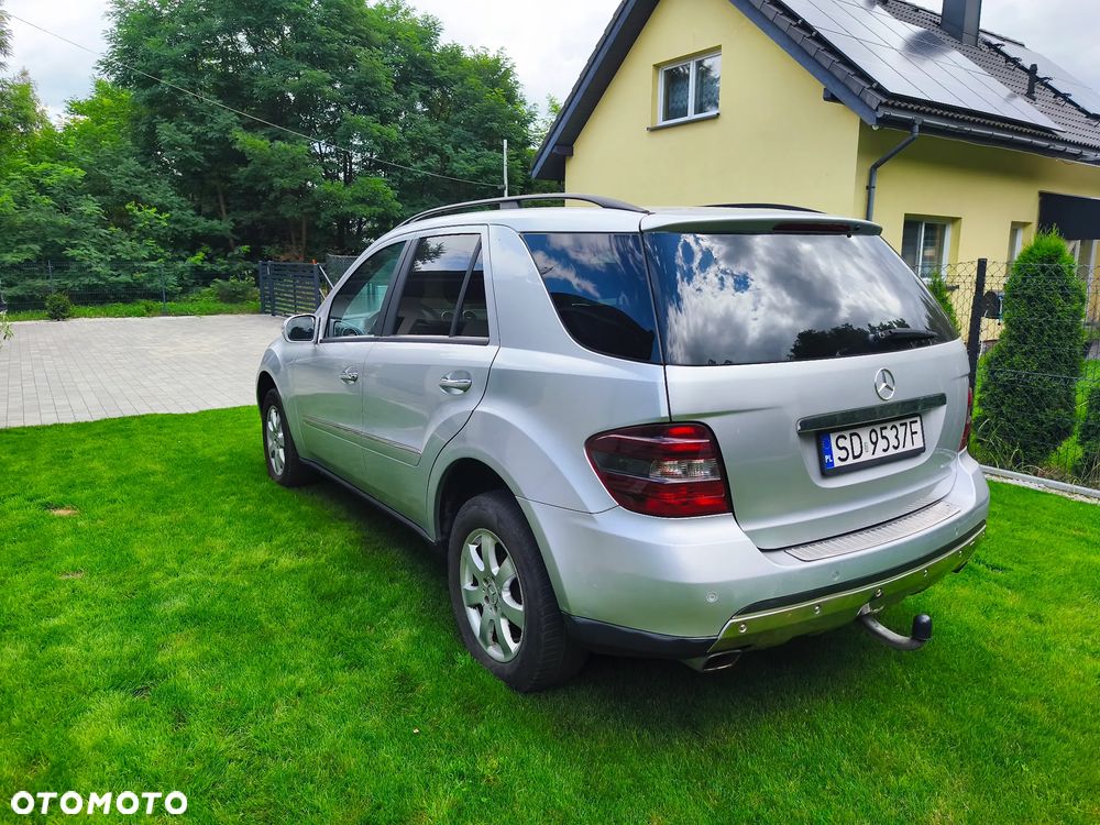 Mercedes-Benz ML 350 4-Matic - 3