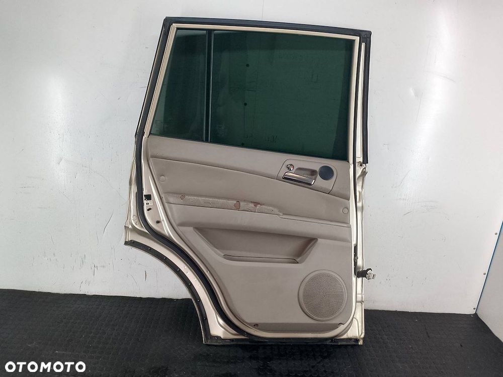 DRZWI TYŁ LEWY  SSANGYONG KYRON EA0 - 9