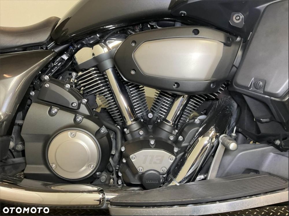 Yamaha Venture - 6