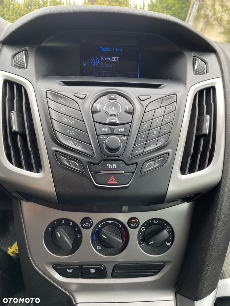 Ford Focus - 33