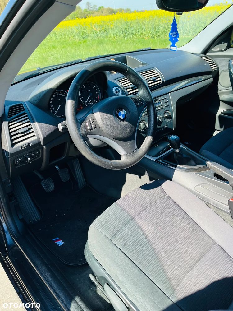 BMW Seria 1 - 15