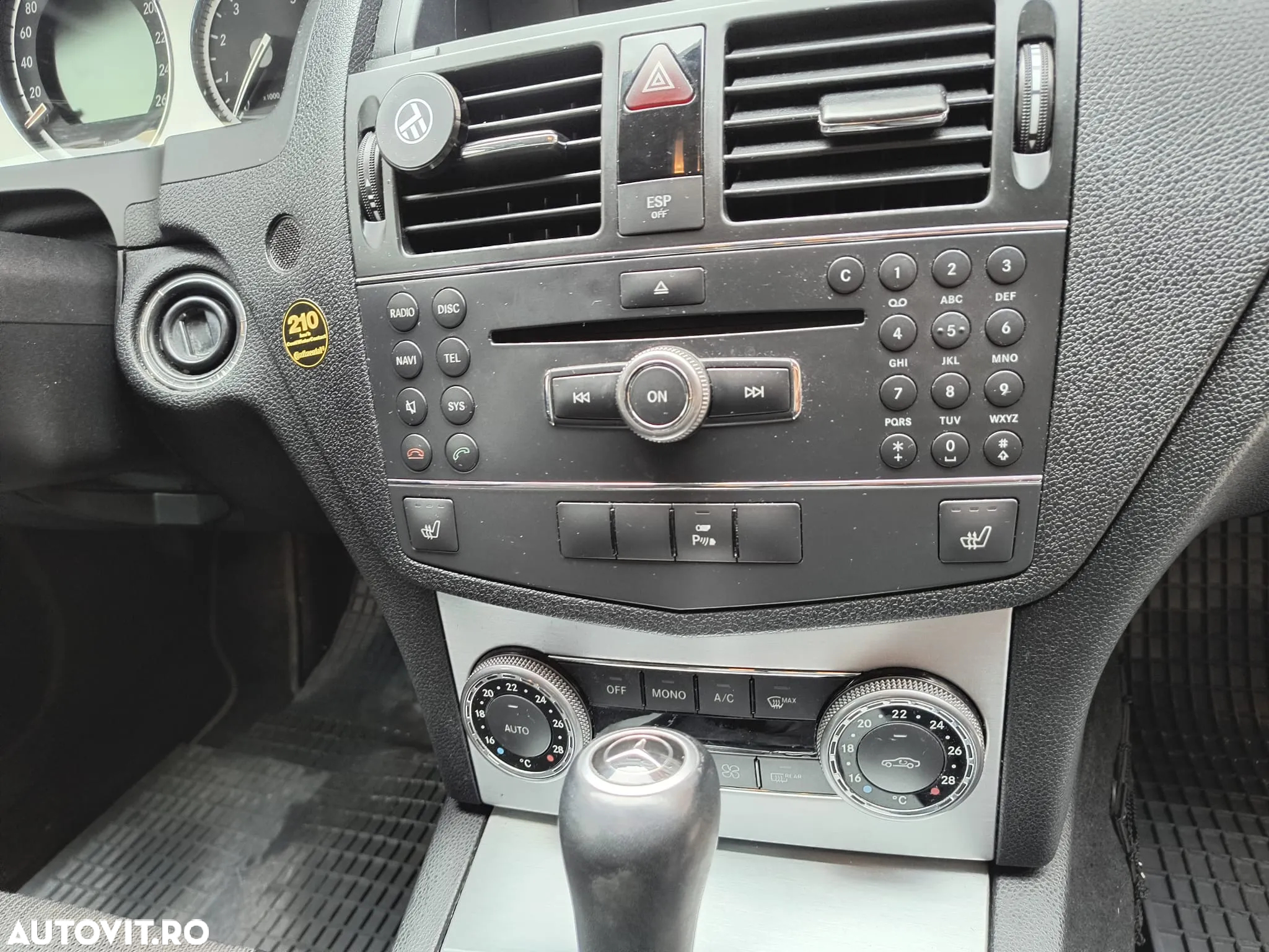 Mercedes-Benz C - 8