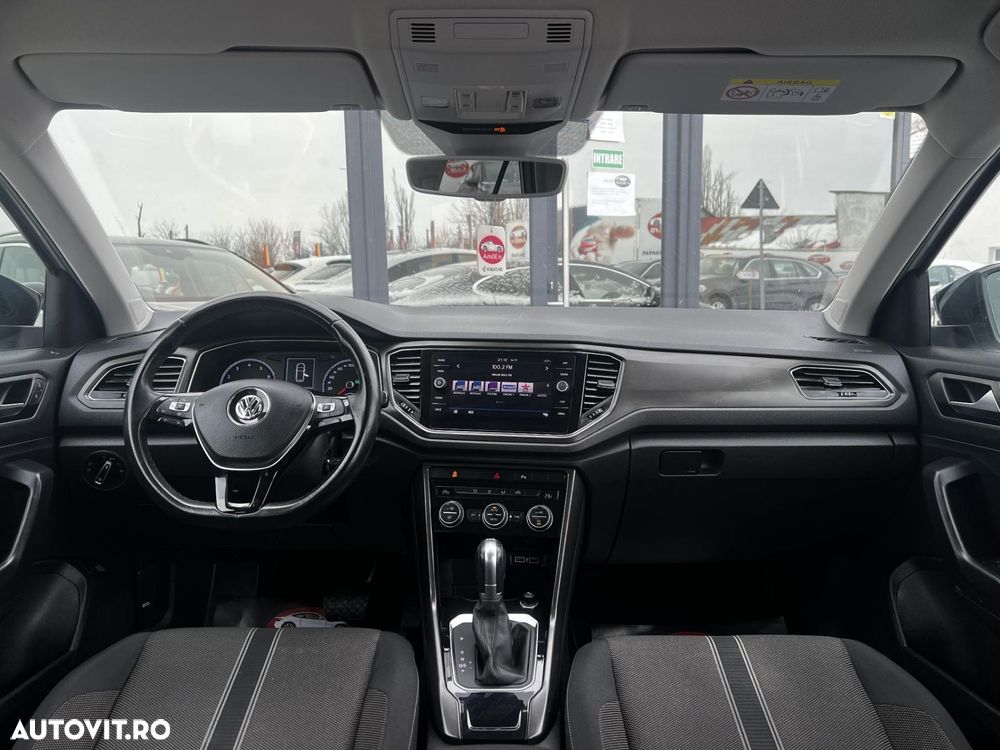 Volkswagen T-Roc - 7