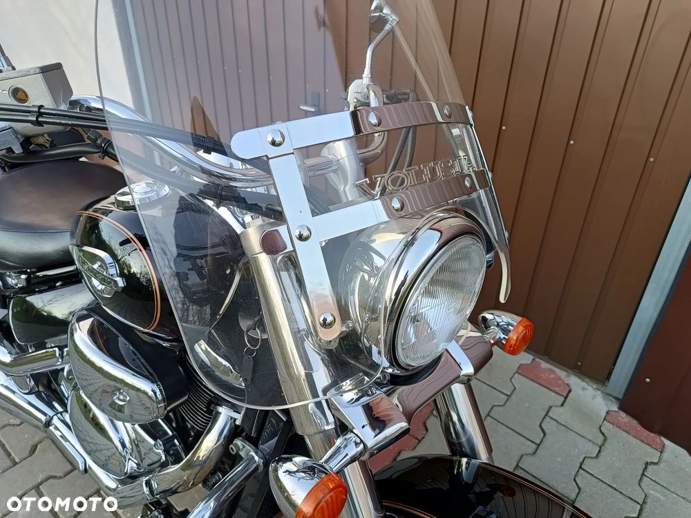 Suzuki VL 800 Volusia - 8