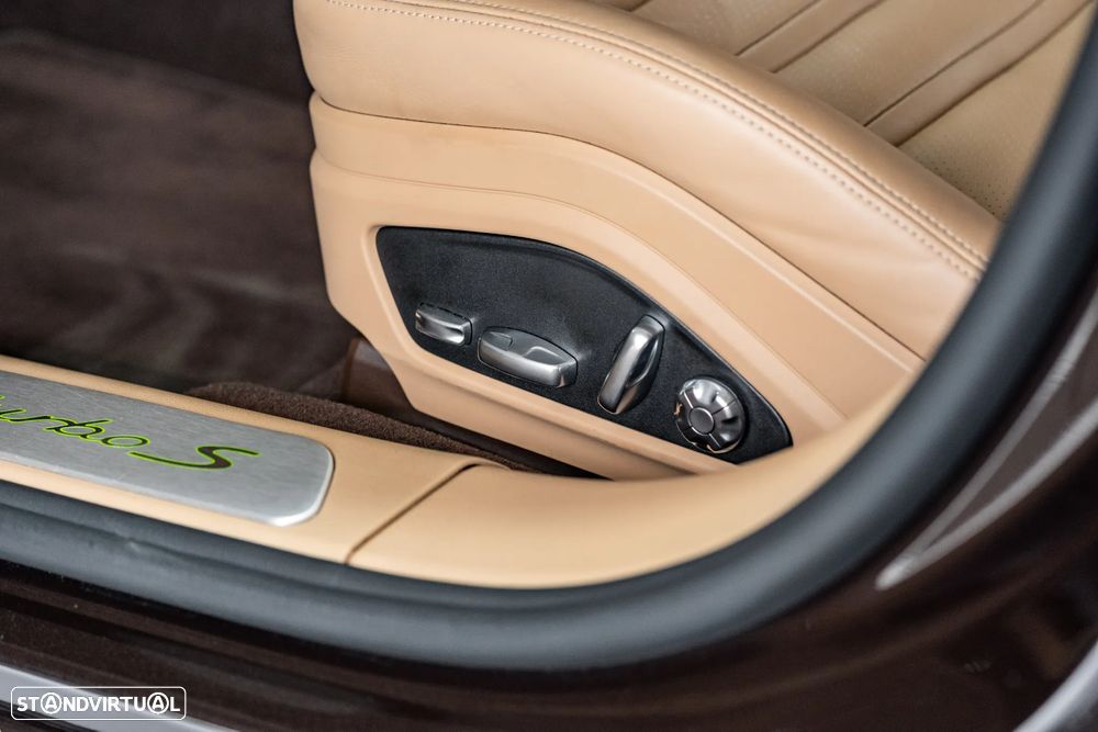 Porsche Panamera Turbo S E-Hybrid - 25