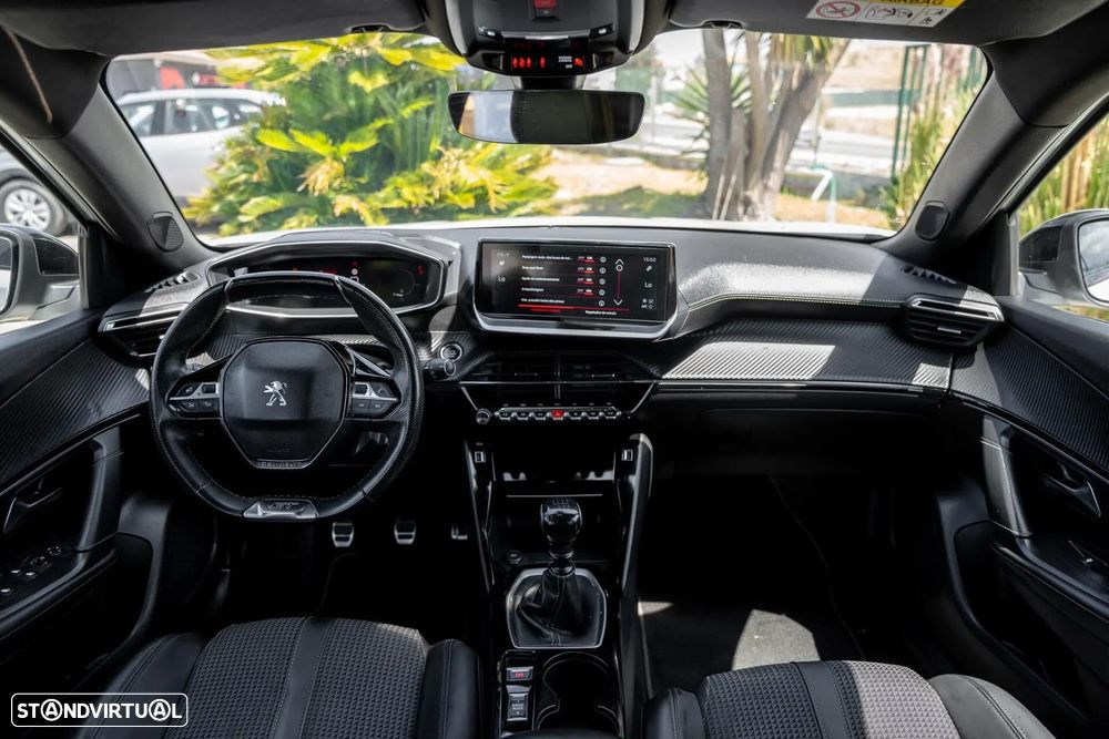 Peugeot 2008 1.2 PureTech GT - 15
