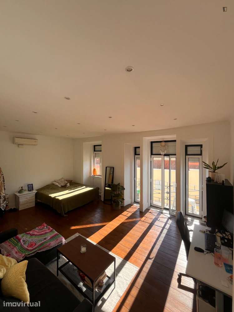 Quarto - localizado em Arroios Lisbon - Grande imagem: 3/8