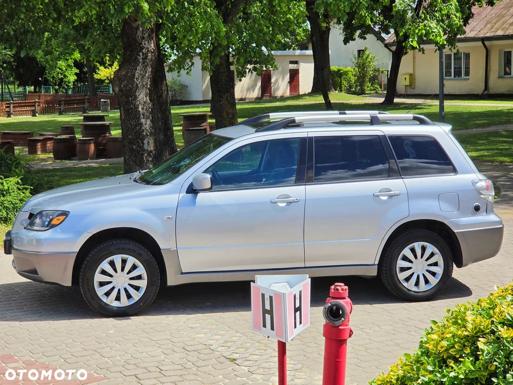 Mitsubishi Outlander 2.4 4WD Intense - 5