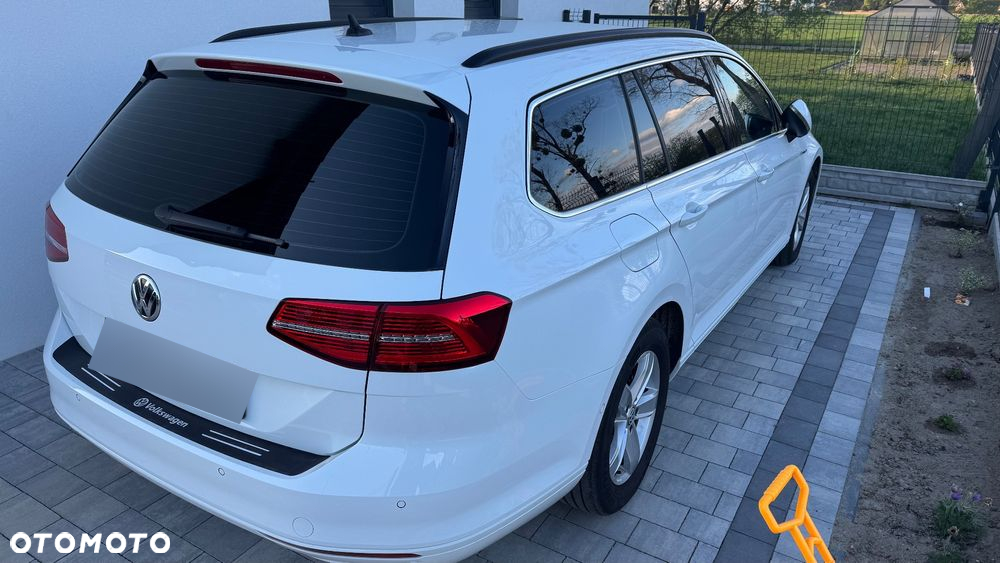 Volkswagen Passat Variant 2.0 TDI DSG (BlueMotion Technology) Comfortline - 3
