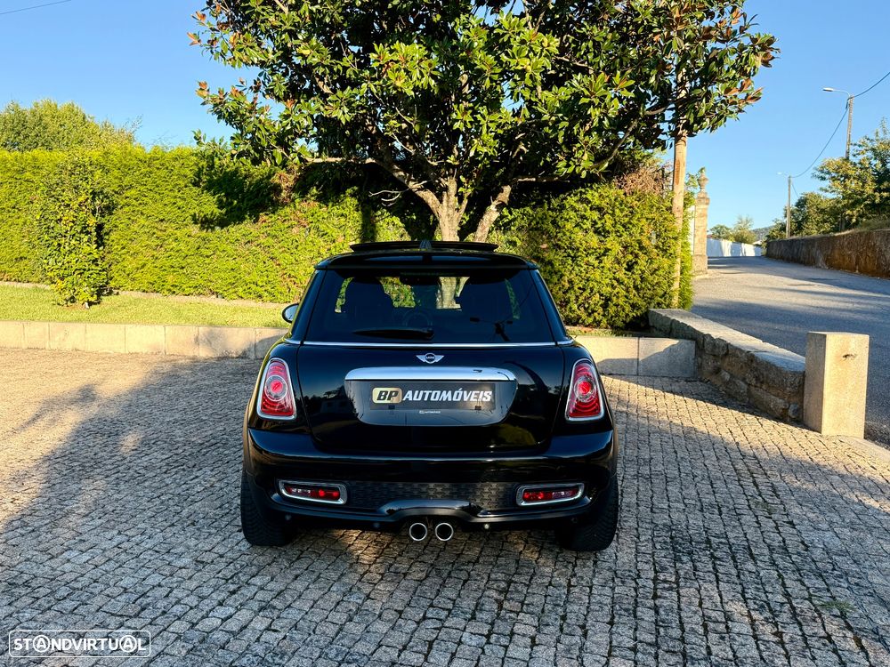 MINI 3 Portas Cooper SD Auto - 16
