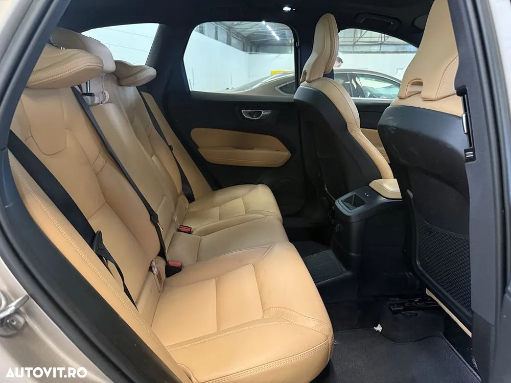 Volvo XC 60 Recharge T6 Twin Engine eAWD Inscription Expression - 6