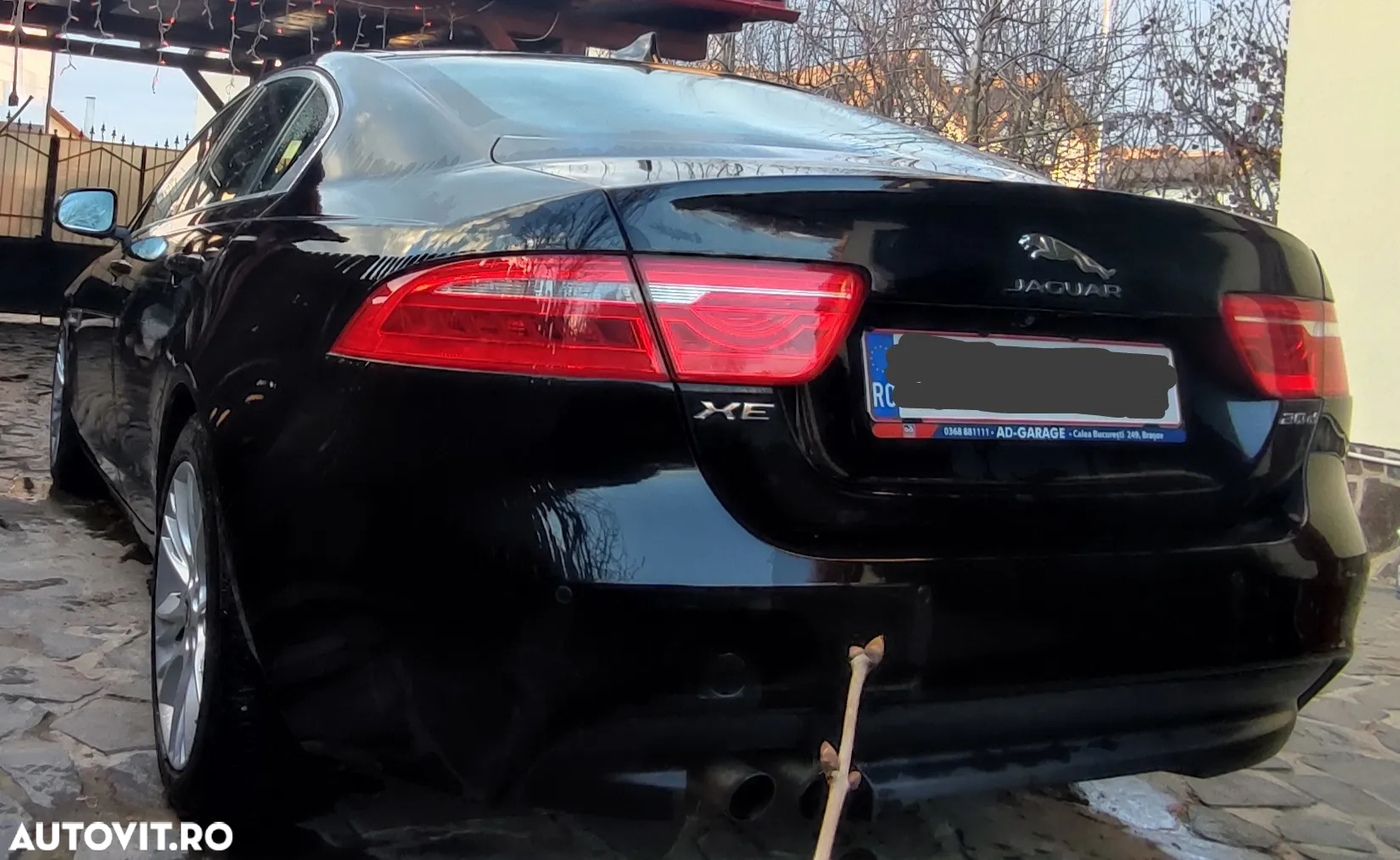 Jaguar XE 2.0 Prestige - 13