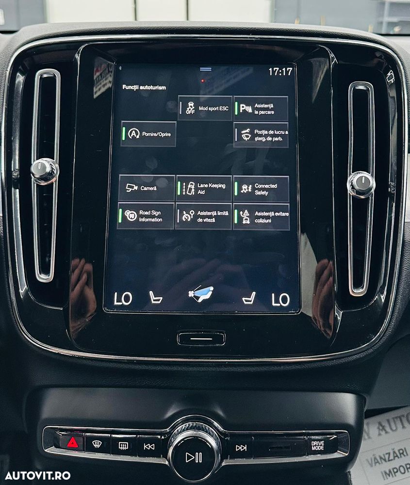 Volvo XC 40 T2 Momentum Core - 27