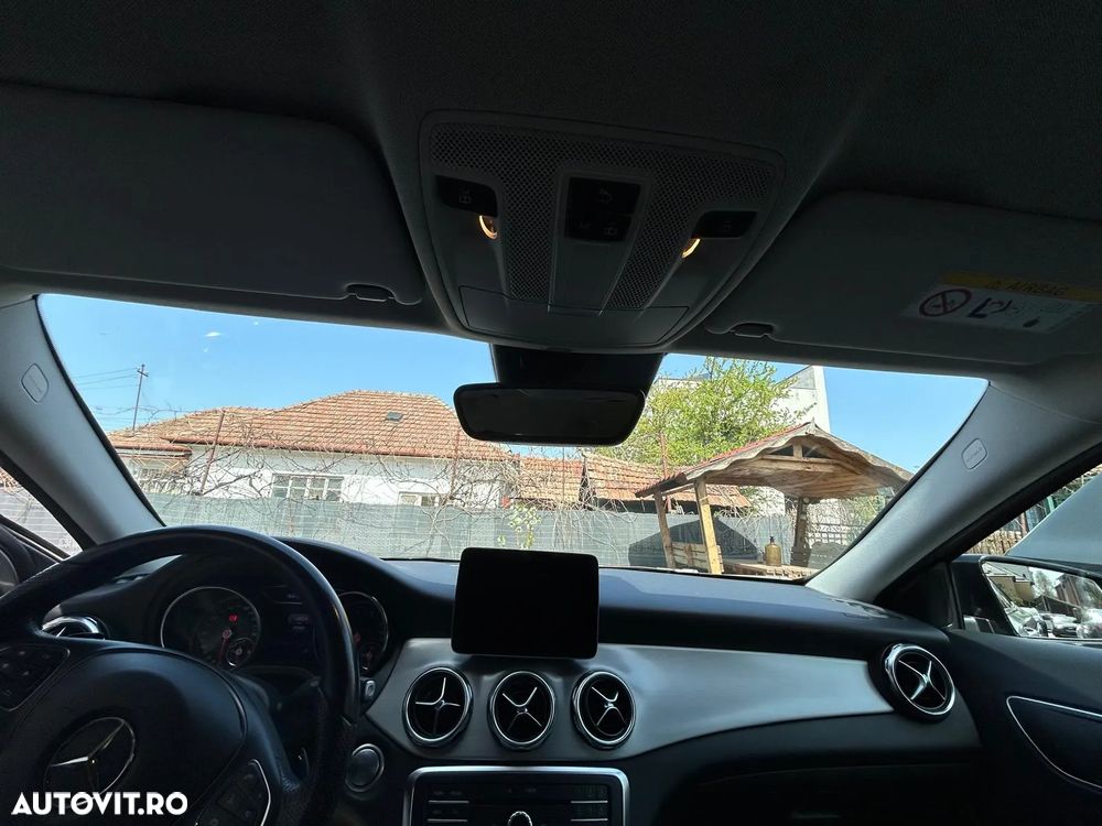 Mercedes-Benz GLA 220 4MATIC - 16