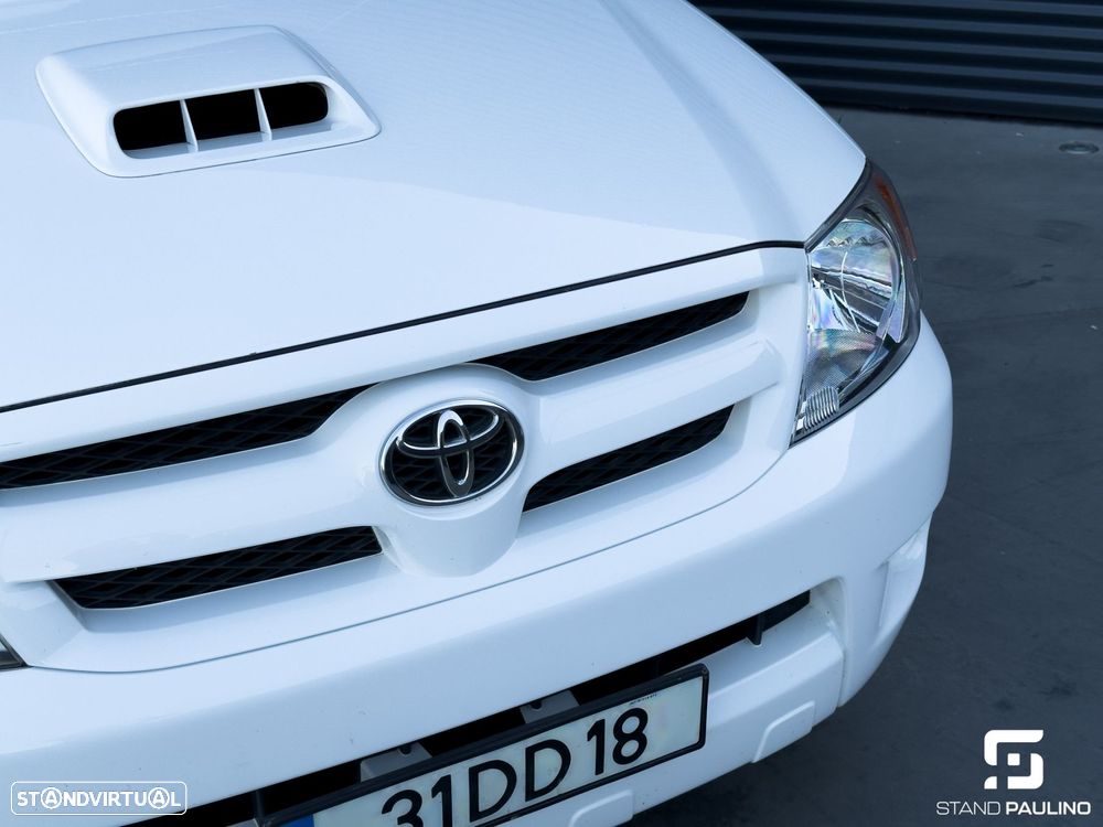 Toyota Hilux 2.5 D-4D 2WD CD - 4