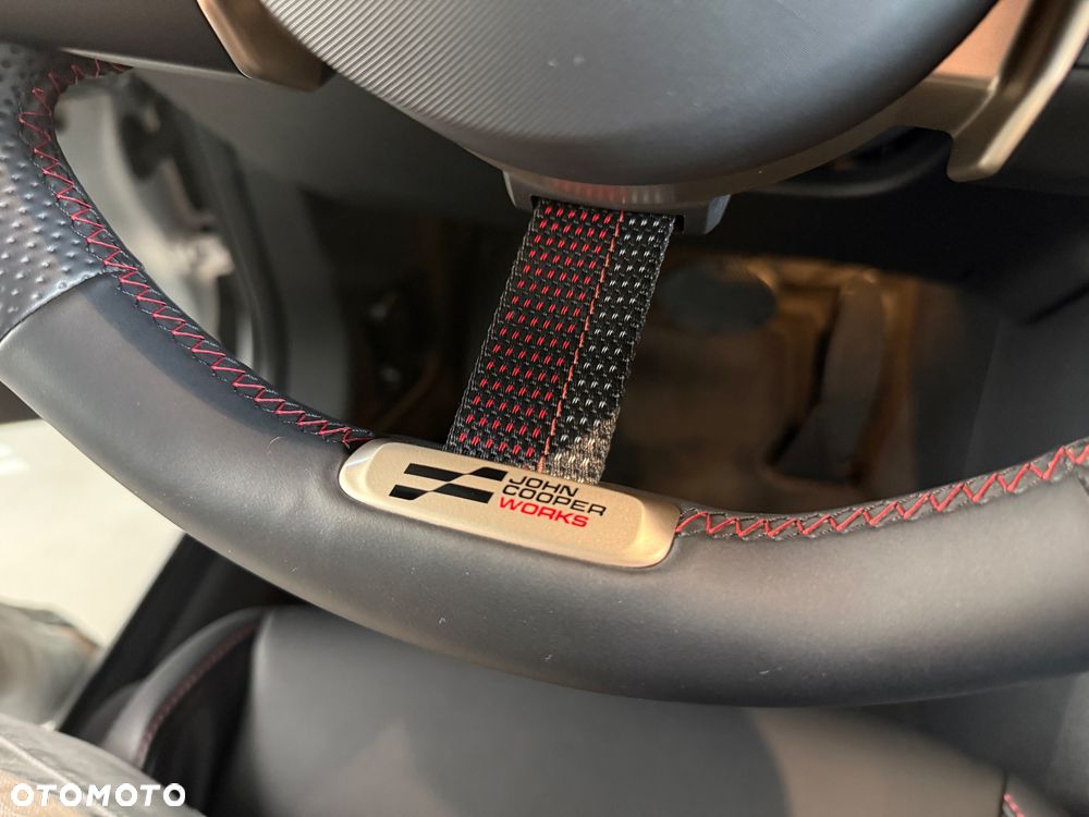 MINI Countryman - 16