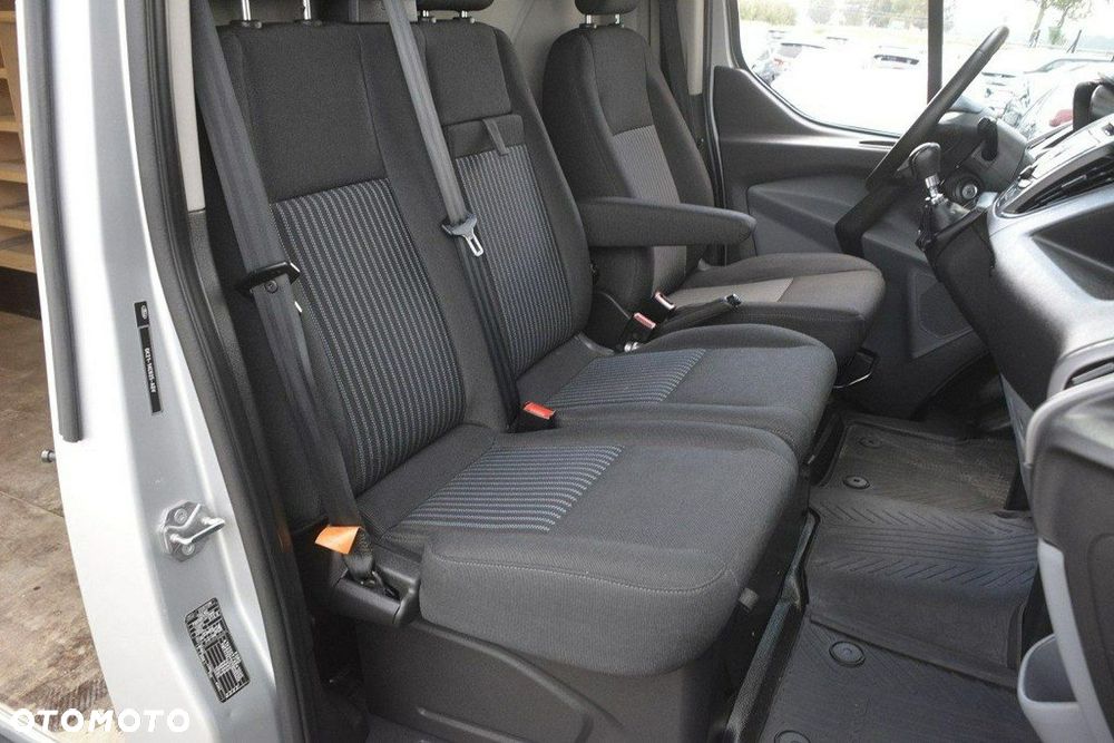 Ford Transit Custom - 21