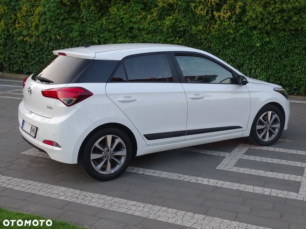 Hyundai i20 - 10