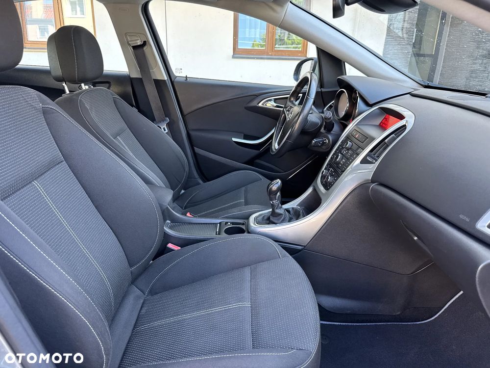 Opel Astra 1.6 Design Edition - 20