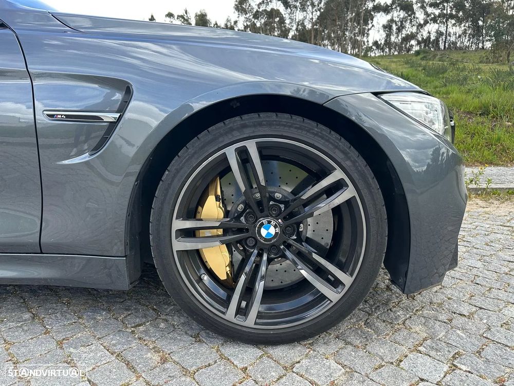 BMW M4 Auto - 8