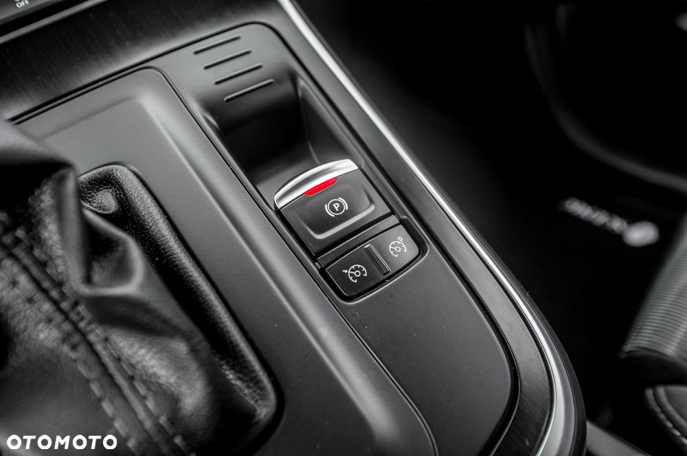 Renault Scenic ENERGY TCe 140 EDC LIMITED - 33