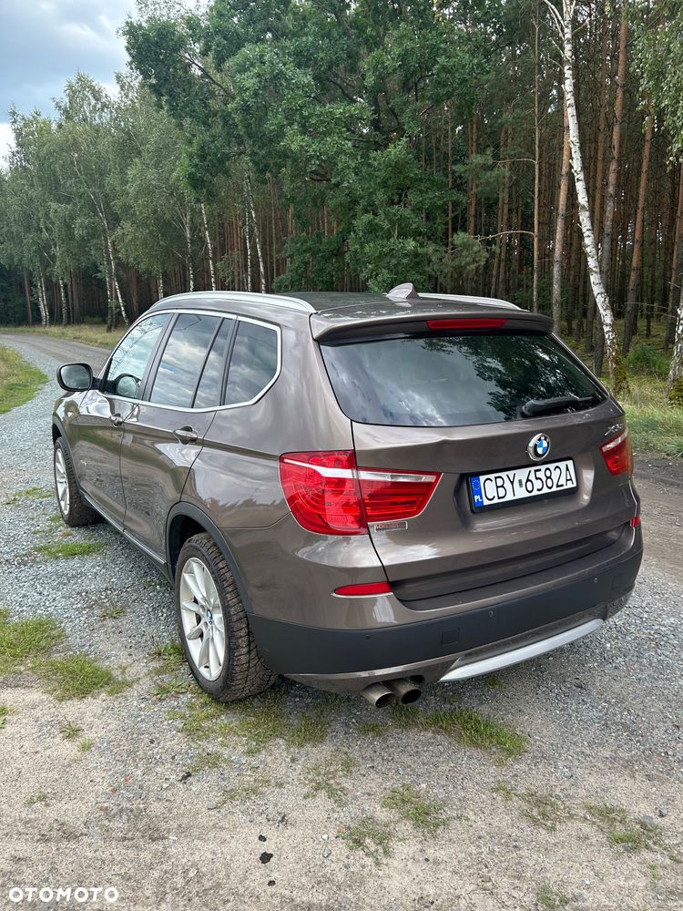 BMW X3 28i xDrive - 3