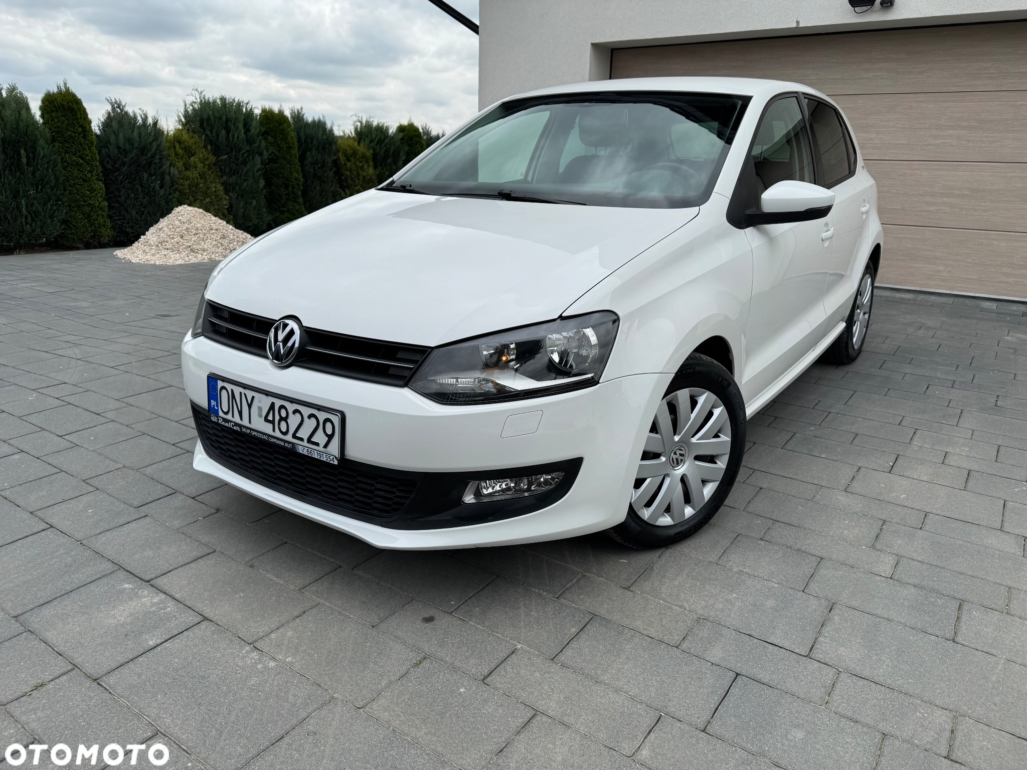 Volkswagen Polo 1.6 TDI Blue Motion Technology Comfortline - 26