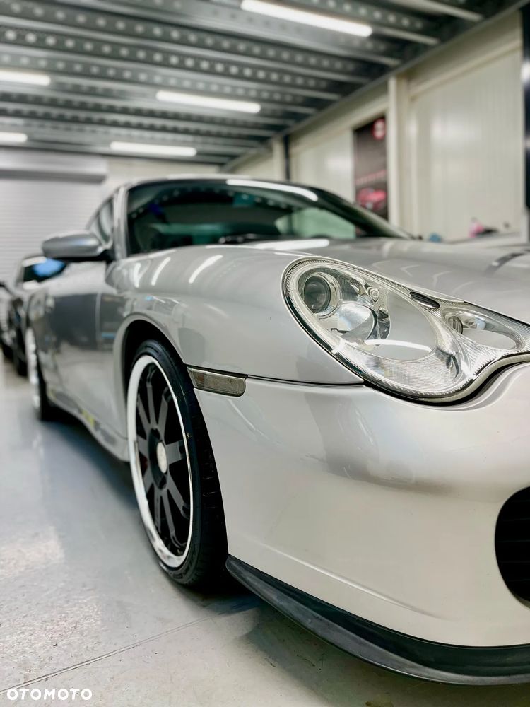 Porsche 911 - 38