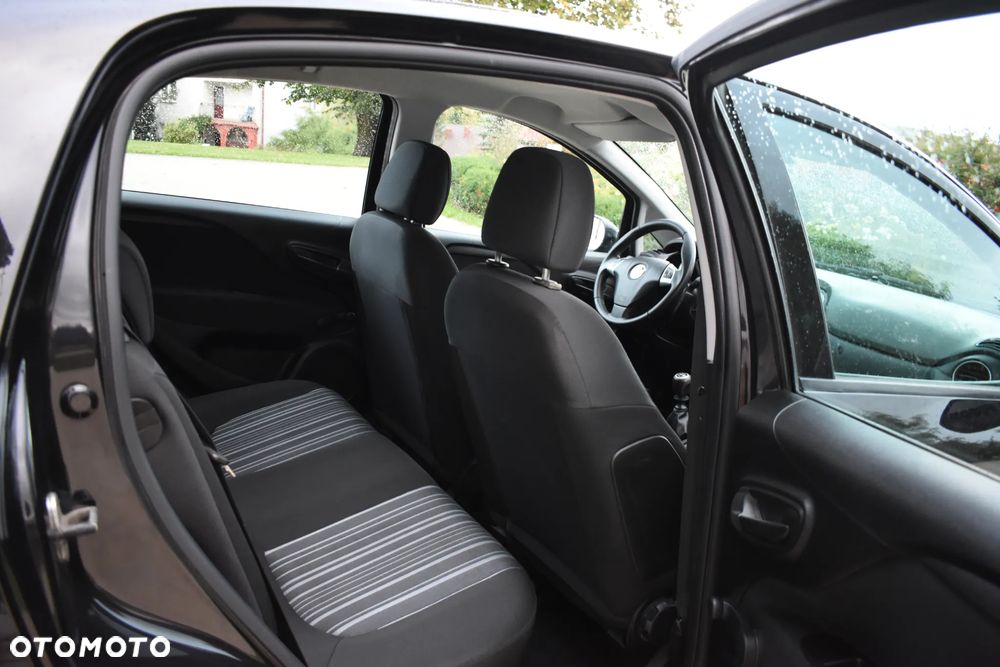 Fiat Punto Evo - 32