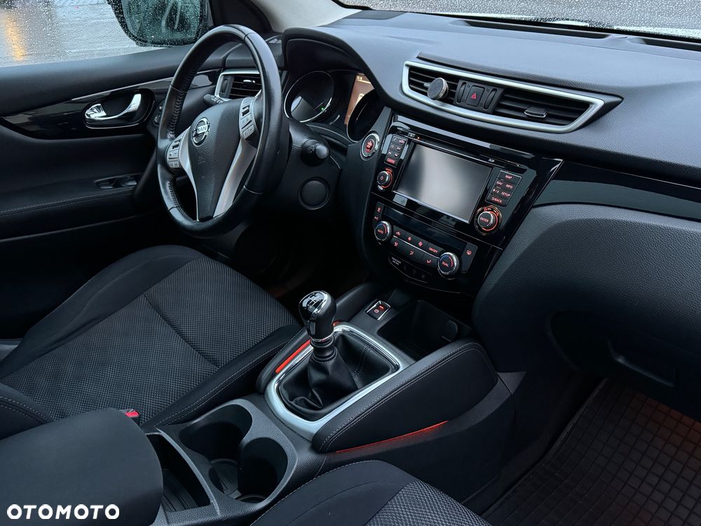Nissan Qashqai - 16