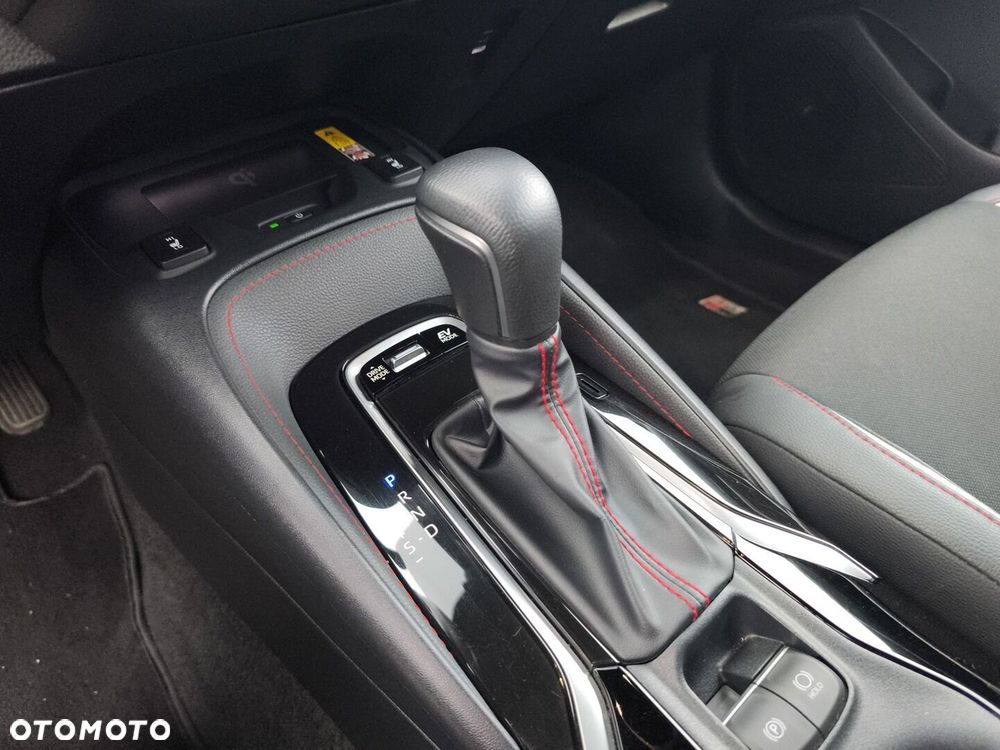 Toyota Corolla 2.0 Hybrid GR Sport Dynamic - 20