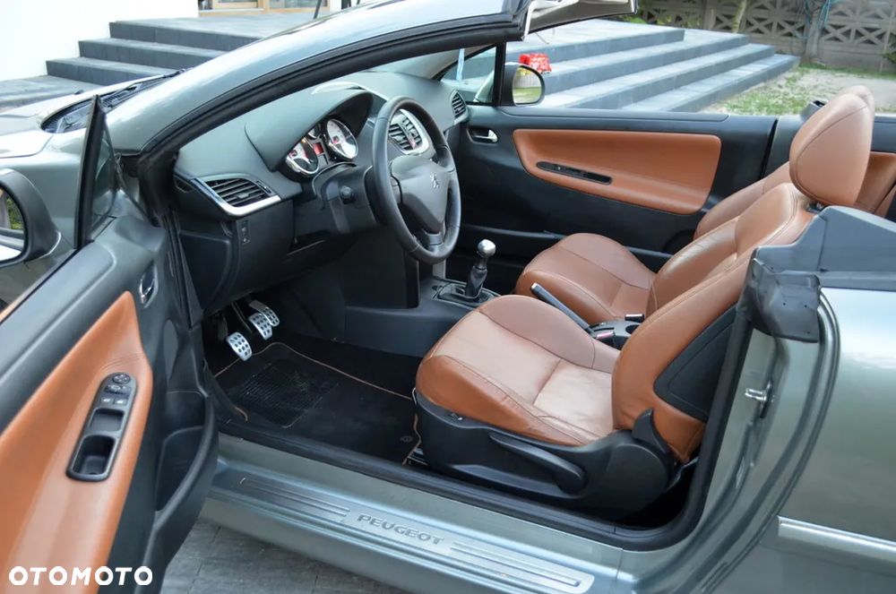 Peugeot 207 CC - 23