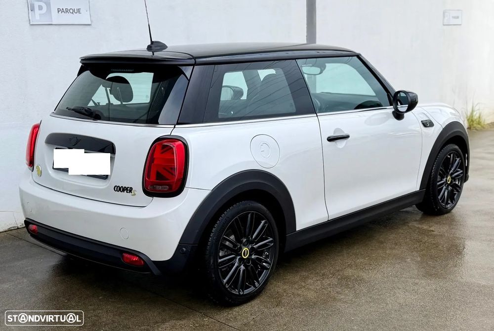 MINI 3 Portas Cooper E Classic - 4