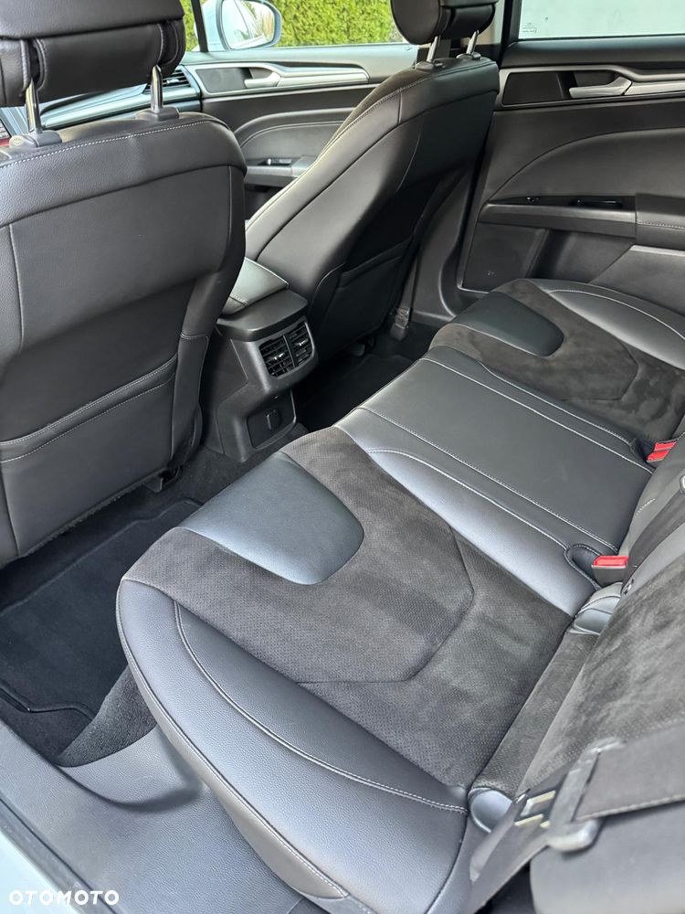 Ford Mondeo 2.0 TDCi Titanium PowerShift - 6