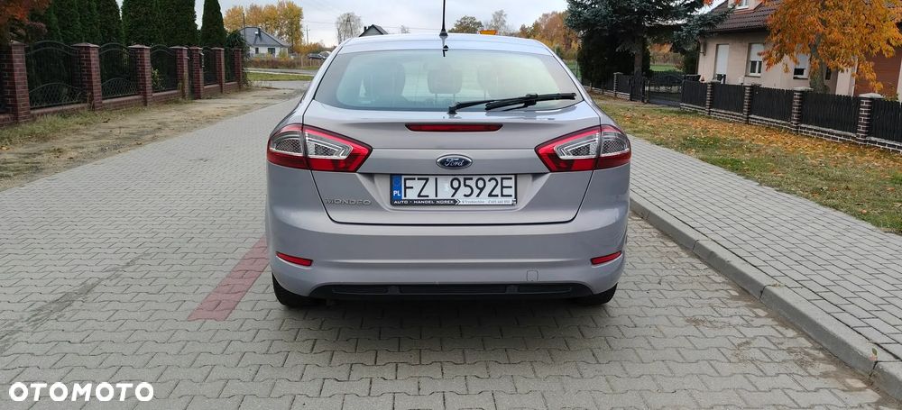 Ford Mondeo 2.0 TDCi Ghia - 6
