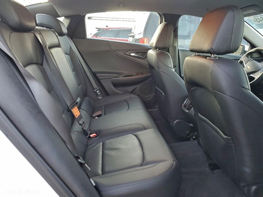 Chevrolet Malibu - 11