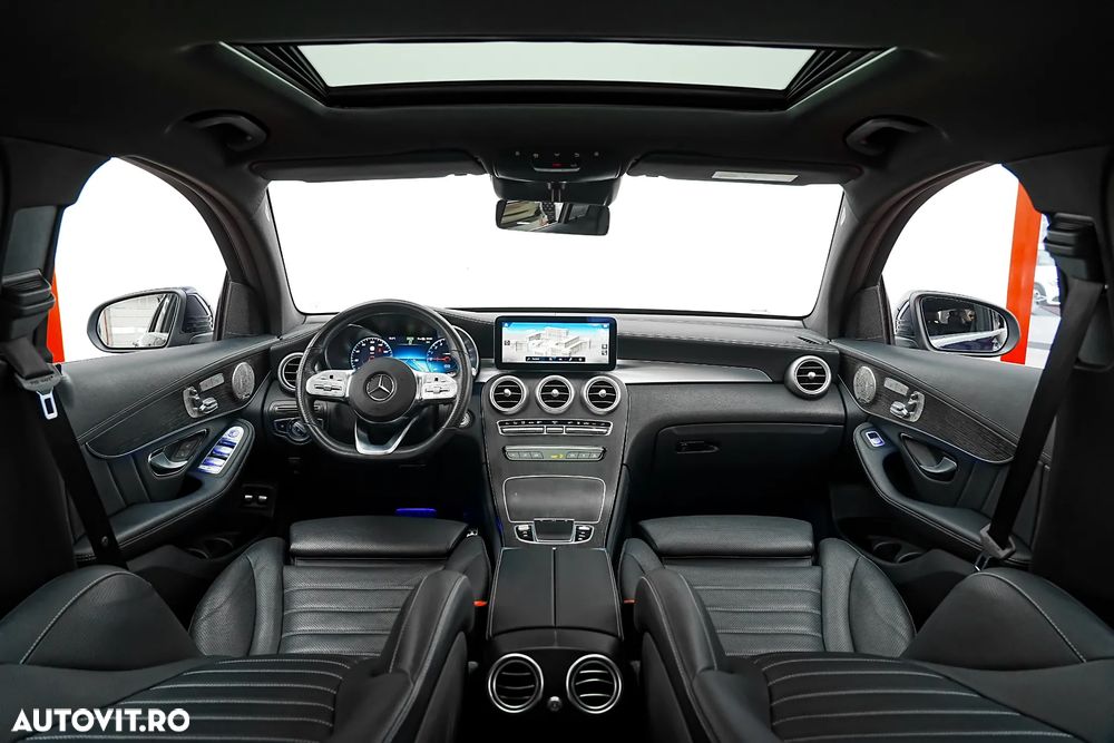 Mercedes-Benz GLC Coupe 300 e 4Matic 9G-TRONIC AMG Line Plus - 2