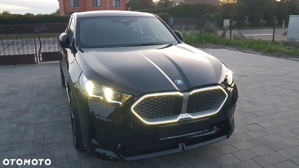 BMW iX2 - 37