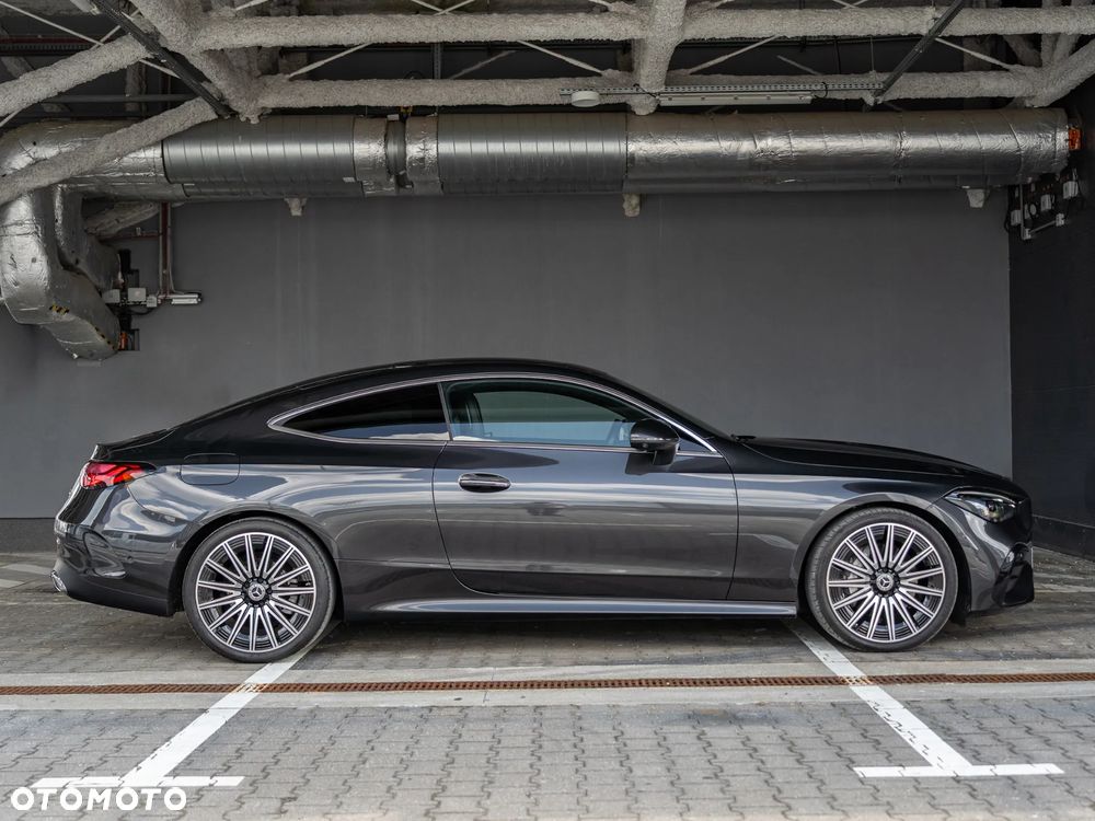Mercedes-Benz CLE 300 mHEV 4-Matic AMG Line - 2
