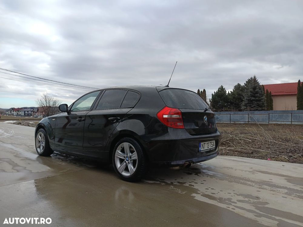 BMW Seria 1 118i - 17