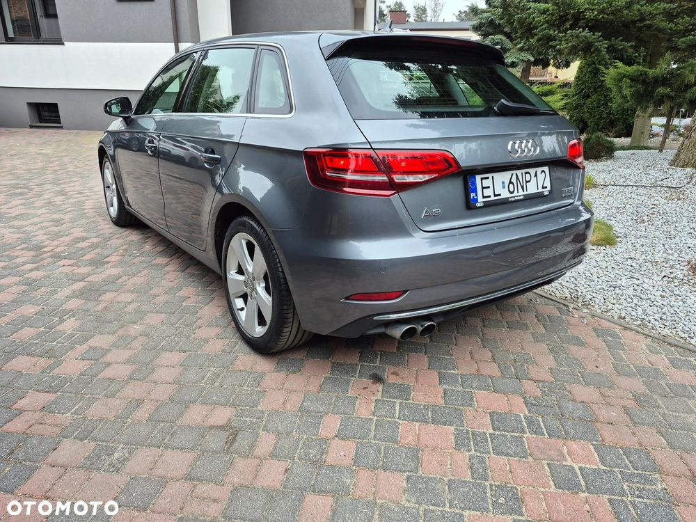 Audi A3 Sportback - 4