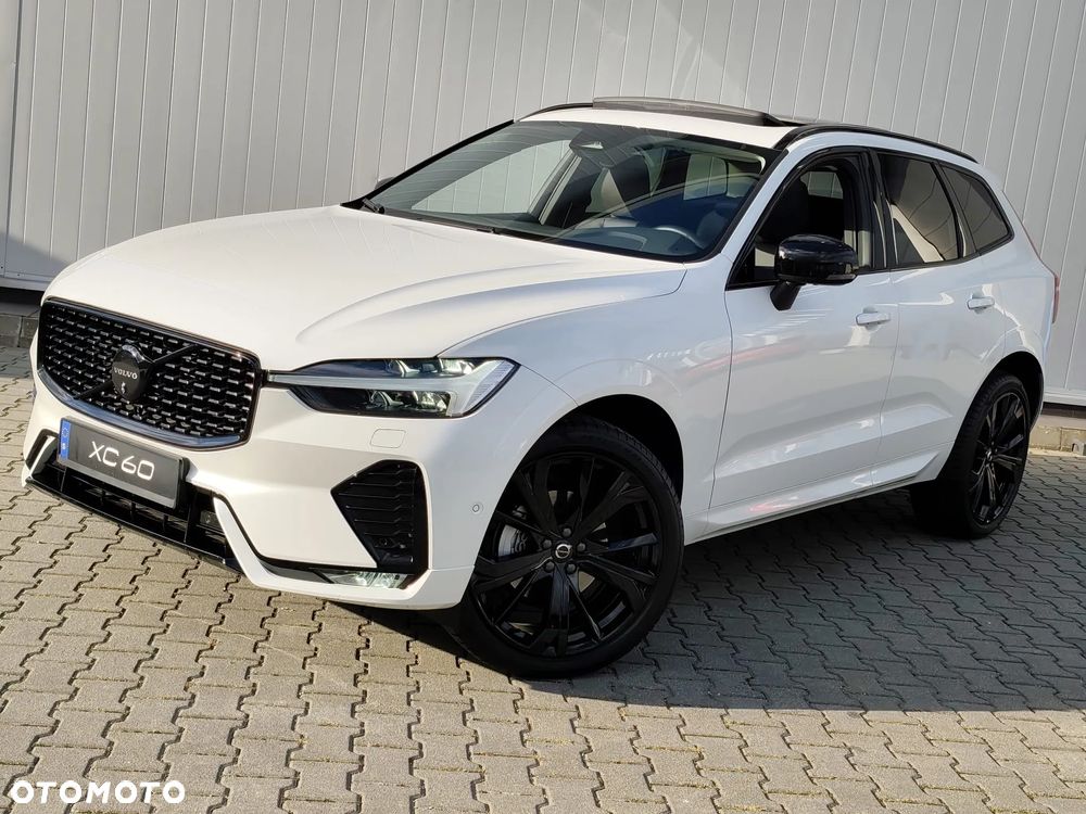 Volvo XC 60 B5 B AWD Ultimate Black Edition - 13